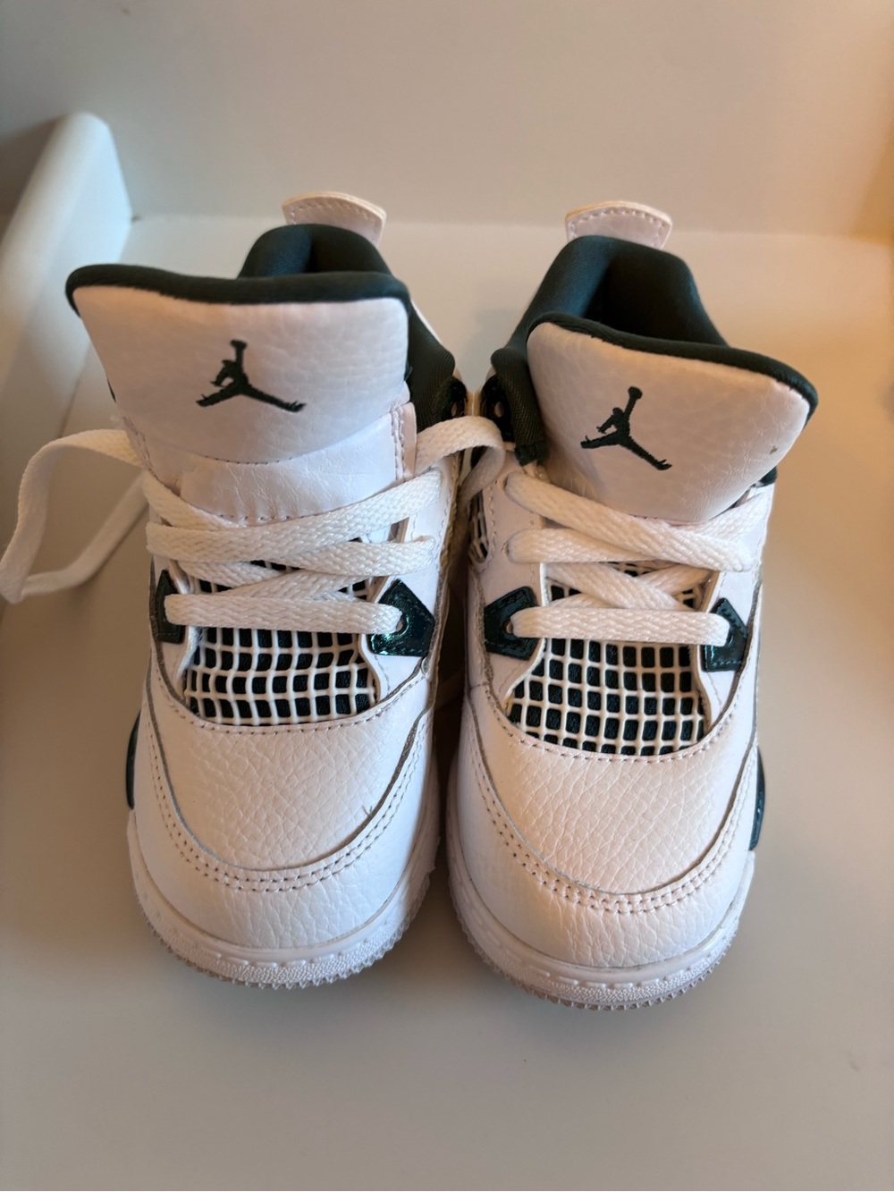 NEW Air Jordan Unit White and Green 8C